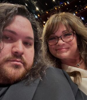 Wolfgang Van Halen Instagram - Happiest of birthdays to the wonderful woman that gave me life. Love you to the moon and back, Ma! ❤️❤️❤️