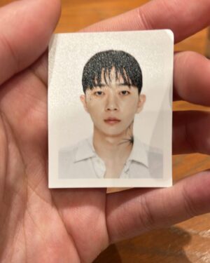 Woo Won-jae Instagram - 증명사진 바이 @songgge