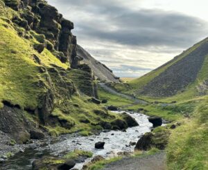 Wotan Wilke Möhring Instagram - Eisiges Island! Love this Country!! HEUTE GLEICH! 19:30 TERRA X ZDF.#island #iceland #awesone #glaciers #are #gone #preserve #nature #ourplanet #respect #nature