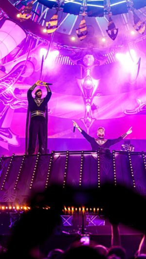 Wouter Janssen Instagram - The legendary Showtek brothers are back in the scene to continue their legacy. With ‘Dear Hardstyle’, they tell the story of their connection to our beloved music and constitute a musical ode to the genre. Pre-save it now as their much anticipated hardstyle track drops next Wednesday on Q-dance Records.

#showtek #dearhardstyle