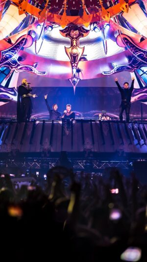 Wouter Janssen Instagram - You better move as two powerhouses of our scene come through with their very first collab! Following its unforgettable premiere at Qlimax last month, ‘Legends’ by Showtek, Sub Zero Project, and Doktor is now available on Q-dance Records. 🔥

Listen via the link in stories! 

#showtek #subzeroproject