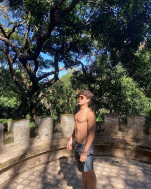 Xande Valois Instagram - Na Paz 🍃🙏🏼