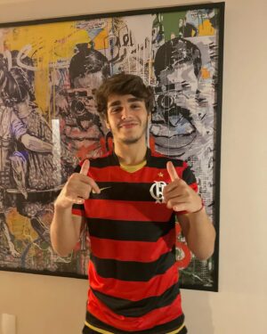Xande Valois Instagram - 1.9 muito abençoado e calmo 🍀❤️