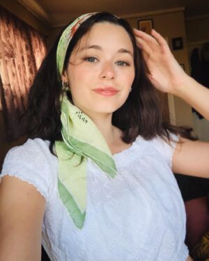 Xaria Dotson Instagram - 🍄🧚🏻‍♀️🐞🌿🍃🌤️🌻✨

my favorite time of year is when the sun comes back and you feel like an entirely new human being 💛💛💛