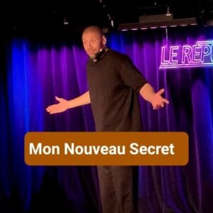 Xavier Delarue Instagram - Y'a aussi des mises à Jour pendant les rodages.... Et pas que dans les Textes ! Viens J'te dis !!!! 🤣 
T'as capté @secretstory_tf1 🤷🏽‍♂️
Le 14 Juin 2024 & le 28 Juin 2024 à 19h30 au Théâtre Le République ! 🎙🙌🏽 @theatrelerepublique 
(Lien en Bio)