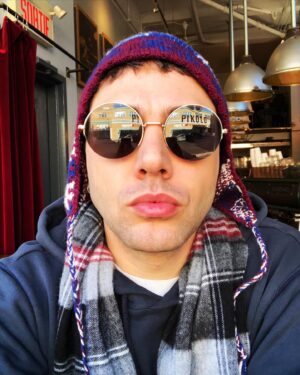 Xavier Dolan Instagram - Montreal! With Christmas right around the corner, I wanted to celebrate the resilience, courage and creativity of some people and places who've always, over the past years, welcomed me, fed me, given me. If you can, think of them, buy from them. From east to west, south to north, here are a few of my favorite things... 

Montréal! À l’approche de Noël, je veux célébrer la résilience, le courage, la créativité de certains commerces qui m’ont toujours reçu, nourri, accueilli. Pensez à les visiter, acheter chez eux, de l'alcool, du café, de la nourriture. D’est en ouest, du nord au sud, sont identifiés ci-haut quelques uns de mes endroits préférés. #acheterlocal #buylocal #montreal
