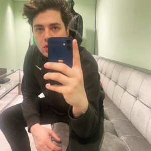 Xavier Dolan Instagram - Paris drop lol