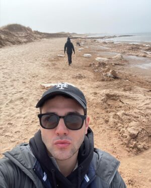Xavier Dolan Instagram - 2022 was a bit of a headache but I had fun ☀️