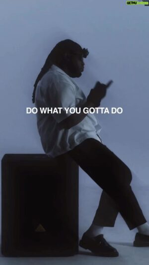 Xavier Omär Instagram - The story of this song is the fact that my Dad went after my Mom while she was already engaged 😂. It’s an ode to having total confidence in going after what you want and what you believe is meant for you! Let this be your motivation. 

song: Tarantino 
project: ‘b l u r r ‘
prod: @sango_ 
camera: @413creatives / @designedbyis