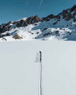 Xavier de le Rue Instagram - There are still a few spots left for our Audi experience camp in march to spend two days riding and camping on snow with the most incredible set up at 2600 meters of altitude.
The conditions are amazing this year and we have an incredible stable base.
I’ll be happy to share my experience on how to camp on snow as well as throughout some of  the adventures of the week end.
All the infos and subscription link in my bio🤩
Looking forward to seeing you there.

@audiofficial 
@audischweiz 
@basecamp_events 
@verbier4vallees