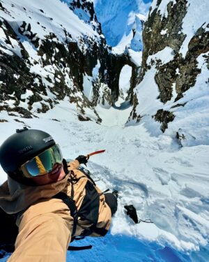 Xavier de le Rue Instagram - Still cruising along the Senja shores.
Lots of runs in the box, sorry haven’t had time to defuse it all but it’s coming.
Pretty cold temperatures here (-8 Celsius average) but at least it makes us be able to ride all different aspects. 

More coming soon🫵

#roamer by @swatch