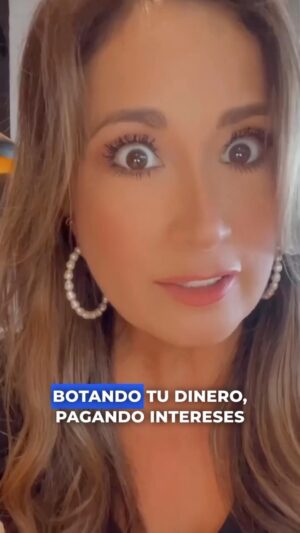 Ximena Rubio Instagram - No botes tu dinero. #XimenaRubio #Dinero #invertir #finanzas #libertadfinanciera #educacionfinanciera #riqueza #abundancia #prosperidad #educacion #emprendedor #emprendimiento #emprendedores #emprendedora #negocios #negocio