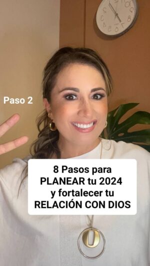 Ximena Rubio Instagram - 8 Pasos para construir tu PLAN y fortalecer tu relación con DIOS
PASO # 2

1️⃣ déjame aquí las preguntas que hiciste durante el Live que no pude leerlos porque eran muchas y las que te van surgiendo para respondértelas

2️⃣Etiqueta ✌🏻 personas con las que estás siendo equipo para hacer este programa y con las que serán red de apoyo. 🤝 AMEEEE QUE EN EL LIVE SIN CONOCERSE SE UNIERAN 🤩❤️❤️❤️

3️⃣ Realiza LA tarea que tiene que ver con fortalecer su relación con DIOS VAS A VER LO PODEROSO DE ESA TAREA PARA FORTALECER TU RELACIÓN CON DIOS y avances en el paso 3

📖 REFERENCIAS BÍBLICAS DEL CONTENIDO DE HOY📖

1️⃣ LIBERACIÓN (Nueva Etapa) 
💫ISAÍAS: 

📍”¡Voy a hacer algo nuevo! Ya está sucediendo, ¿no se dan cuenta? Estoy abriendo un camino en el desierto y ríos en lugares desolados.“
‭‭Isaías‬ ‭43‬:‭19‬ ‭

2️⃣ QUÉ SOMOS? 👉🏻PROPÓSITO 
MATEO

📍 ”»Ustedes son la luz del mundo. Una ciudad en lo alto de una montaña no puede esconderse. Tampoco se enciende una lámpara para cubrirla con una vasija. 

Por el contrario, se pone en el candelero para que alumbre a todos los que están en la casa. 

📍Hagan brillar su luz delante de todos, para que ellos puedan ver las buenas obras de ustedes y alaben a su Padre que está en los cielos.“
‭‭Mateo‬ ‭5‬:‭14‬-‭16‬ ‭
‭‭

💫RESTAURACIÓN Y NUEVO PACTO 💫
TE ESPERO MAÑANA CON LOS BRAZOS ABIERTOS !!!