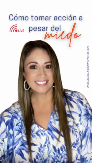 Ximena Rubio Instagram - LIVE EN EL QUE LES DI 2 EJEMPLOS CLAROS DE CÓMO TOMAR ACCIÓN A PESAR DEL MIEDO 😬 que ojalá recuerdes y apliques cuando tengas miedo 😱 de DAR EL PASO 💪🏻que sabes QUE NECESITAS DAR  para crecer y lograr eso que hace tiempo quieres cumplir ✈️ 

LIVE CON INVITADO -CASOS DE LA VIDA REAL