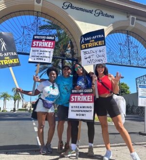 Yaani King Mondschein Instagram - Today’s PICKETure with some faves! Sweatin’ it out on the line with @janineshermanbarrois @itsawrapper and @samoragloria but still smiling!! We out here and will continue to be until we get what we’ve EARNED!! ✊🏾 #SAGAFTRAstrong #WGAstrong #1u