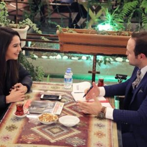 Yağmur Çokgenç Instagram - Çok renkli, çok keyifli epeyce de uzuuun bir röportaj yaptık 🙏🏻 Ailem, eğitimim ve işim hakkında bilinmeyen çok şey anlattım 😝 Kasım ayı Adalet Bakanlığı Değer dergisinde okuyabilirsiniz❤️