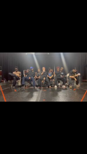 Yainer Ariza Instagram - From rehearsal to STAGE ! 
See you tonight ATLANTA ❤️‍🔥❤️‍🔥❤️‍🔥
.
.
.
Choreography @ebonywilliamsworld 
Associate choreographer @ardundundun 
#scarlettour #dojacat
