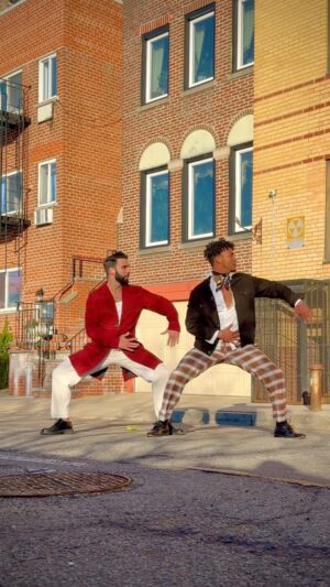 Yainer Ariza Instagram - Felt inspired by this piece of @sergiovsreis 😅🫠☀️
.
.
.
Dancer @chris.p.hernandez & @yai_ariza 
#somebodythatyouusedtoknow #dancevideo