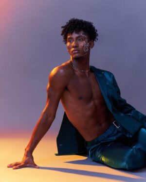 Yainer Ariza Instagram - Photographer: Chir Yan Lim @chiryanlim
Make Up Artist: Olya Tizer @artistdeglamour 
Special thanks: Abigail Marie Perez @abigailmariep
Issei Morrissey @issei_morrissey