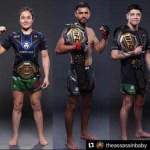 Yair Rodríguez Instagram - Los sueños si se vuelven realidad.
Viva Mexico Chingaooo!!! 🇲🇽 🇲🇽 🇲🇽 
.
Muchas felicidades campeona!! @alexa_grasso vamos por todo!!!