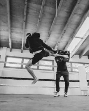 Yair Rodríguez Instagram - Siempre me he arrepentido más por no haber intentado algo, que por haberlo hecho a pesar del resultado.
.
📸. @tonygonzalezs_