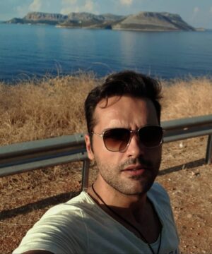 Yalçın Hafızoğlu Instagram - İyice yaz gelsin! Daha da çokça