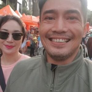 Yama Carlos Instagram - Yg sehat...yg sehat yuuukk
#yamacarlos #carinaivola #ceritayamacarina #babamarco #airnations #actor #cfd #carfreeday #happysunday #pujituhan