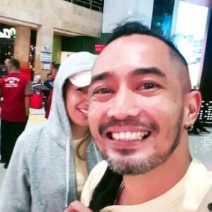Yama Carlos Instagram - NAIK KERETA API TUUUTT TUUUTT...
#yamacarlos #babamarco #carinaivola #ceritayamacarina #actor #airnations #keretaapi #pujituhan
