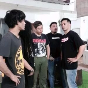 Yama Carlos Instagram - Persiapan apel mangkal tengah malam...
#yamacarlos #babamarco #airnations #actor #komedi #viral #pujituhan 
@randygavrilla
