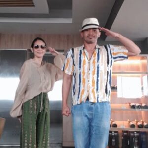 Yama Carlos Instagram - LASKAR KRISTUS 🙏🙏🙏

#yamacarlos #babamarco #carinaivola #airnations #actor #laskarkristus #tuhanyesus #happy #love #pujituhan