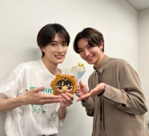 Yamanaka Jyutaro Instagram - 最高のガーデンシアターでした！
本当にありがとう！！

彼がきてくれました❤️

@keitokimura_official 
@fantastics_fext