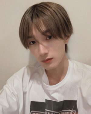 Yamanaka Jyutaro Instagram - ブルーシャワー発売日でした
いつもありがとうよろしくね！