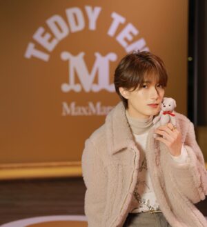 Yamanaka Jyutaro Instagram - テディベアコートかわいかった、、

@maxmara #MaxMaraTeddyTen #MaxMara #pr