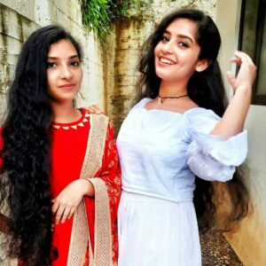 Yami Sona Instagram - Bday girls🎉@soja.meethu #kunjavaa😍 #sister