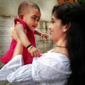Yami Sona Instagram - Bday girls🎉@soja.meethu #kunjavaa😍 #sister
