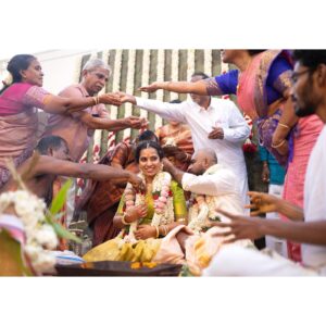Yamini Yagnamurthy Instagram - If we could redo this day all over again, I wouldn’t change a thing :) My man @vijaykartikkannan :) 
Thank you @decorbykrishna @aadambharaa @primrose131chennai @sumathi_muah for making our beautiful day memorable at such short notice! 🌸 @niirfilms ☺️🙌🏽