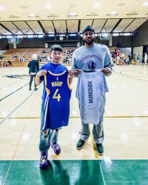 Yan Xiaonan Instagram - 🤝🏀🫡