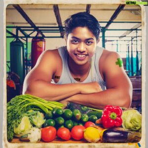 Yancy Medeiros Instagram - 🥊 Plant-Based Athletes: Dominating with Plants! 🌱💪

Think you need meat to excel in sports? Think again! 🥦🍅 Our athletes fuel up entirely on whole-food, plant-based nutrition. Not only do they thrive, but they also excel! Here’s why:

🌿 Steady Energy: Plant-based diets provide consistent, high-quality energy. Say goodbye to mid-fight fatigue!

⚖️ Healthy Weight Management: For fighters who need to cut weight, plant-based eating is a game-changer. Extreme weight cuts are hazardous—avoid the stress! Just ask @yancymedeiros, who is stuffing his face with delicious food up until weighing in.. 

🌱 Top-Notch Protein: Plants offer superior protein for herbivores like us! 🌽🥬

🩸 Improved Circulation: Better endothelial function means enhanced performance and endurance. It’s backed by science! Animal proteins and oils destroy endothelial function. ⛔🧢

🚫 Debunking Protein Myths: Worried about protein? Many athletes are, but animal protein actually hinders your performance and health.

The key to sports nutrition? Optimal fueling for training and competition while speeding up recovery. 📈 Athletes with perfect diets push harder, last longer, recover faster, and get back to training sooner.

Plant-based diets aren’t just for athletes—they boost energy, focus, and productivity for everyone! Whether you’re building muscle, reversing disease, getting off meds, or just boosting your mood, plants have all you need. 🌿💪

Fad diets fade away, but plant-based eating remains the simplest and healthiest sustainable way to get lean and stay lean. Just ask the world’s top endurance athletes! 🏃‍♂️🏆

Ready to elevate your performance in every aspect of life? Go plant-based and see the difference! 🌟🍏

#PlantPowered #MMA #AthleteNutrition #Endurance #PlantBasedProtein #HealthyEating #WholeFoods #ThriveOnPlants #eatplantsandstfu🥦👽
