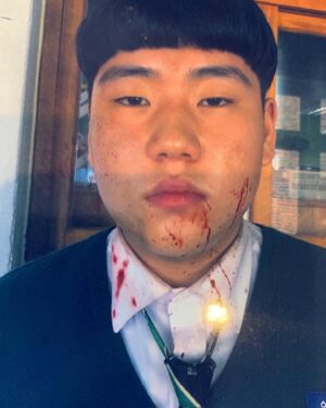 Yang Han-yeol Instagram - #지금우리학교는 #유준성 #netflix 🏫🧟‍♂️🏹🧹