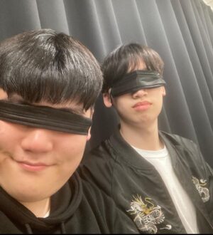 Yang Han-yeol Instagram - Good bye 2022😁🎉🎂
Happy New Year 2023  모두 2023년에는 대박나세요~!😘 #새해 #2023 #2022 #20살 #마지막