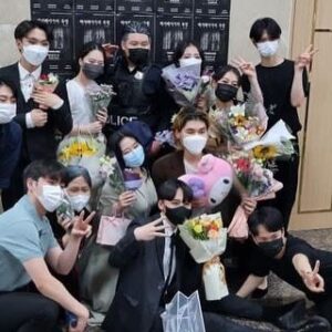 Yang Han-yeol Instagram - 최강E반 다들 수고했습니당❤️😝😍#헤서웨이가의 유령