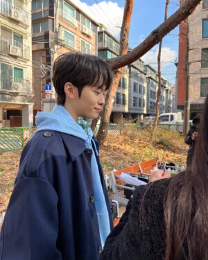 Yang Jun-mo Instagram - 제일 좋아하는 착장🤩
.
.
.
#junandjun #준과준 #이준