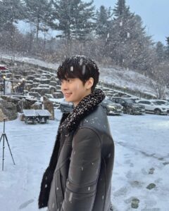 Actor Yang Jun-mo HD Instagram Photos and Wallpapers March 2024