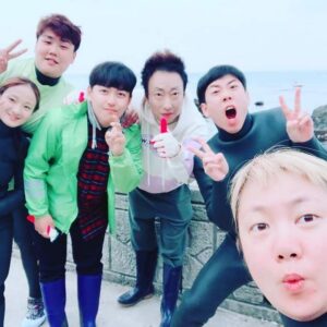 Yang Se-chan Instagram - 풀뜯어먹는소리3
대농원정대
잠시후3시쯤라이브방송합니다ㅋㅋ
소년농부 한태웅 인스타로
라방합니다
#풀뜯어먹는소리