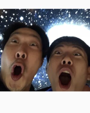 Yang Se-chan Instagram - 야만~~~
레강평 신곡 샷뎀
레게사랑
#레강평
#당디기방
#하하
