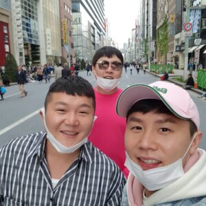 Yang Se-hyung Instagram - 2박3일간의 여행

#긴자
#조세호
#귀
#곱창
#막창
#맞춤형마스크찾음
#걸어가다몇번벗겨짐
#바람불지마
#테이프로고정해야함
#아귀
#짝귀
#세호귀
#더럽
#사랑