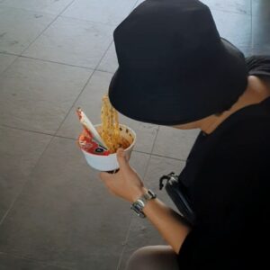 Yang Se-hyung Instagram - 바르셀로나에서 젤 신기했던
마트마다 있던 셀프 오렌지 착즙기
그리고 시언이형을 살려준 라면