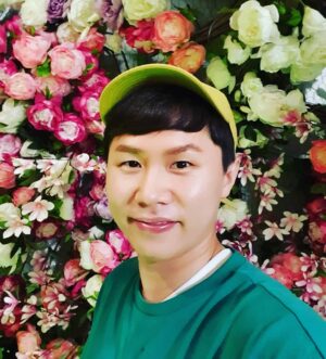 Yang Se-hyung Instagram - 인생처음으로 음악방송에
출연합니다 좋은기회주신
유세윤형님께 감사드립니다^^ #MBC음악중심♡
#오늘생방때만나요♡
#두근두근♡
#8월31일3시30분♡
#유세윤♡
#음중가는길♡
#설렘설렘♡