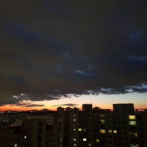 Yang Se-hyung Instagram - 주말의 마지막 해가 아쉬웠죠?
하지만 내일의 어떤 일들이
기쁨을 줄까요?

#진지타임