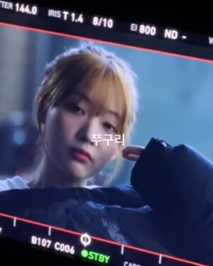 Yang Seo-hyun Instagram - 바로 오늘 ! 5월 31일 6시 ‘소년비행2’이 @seezn_official 에서 공개됩니다 
작품을 함께 만들어주신 모든 분들과 애정으로 기다려주신 분들께 감사하고 사랑해요 ! 정말요 🫶🏻